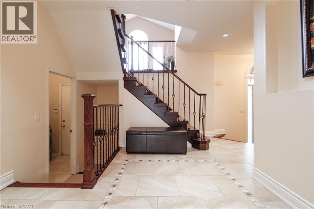 2216 Norfolk Drive, Oakville, Ontario  L6H 6H4 - Photo 9 - 40816317