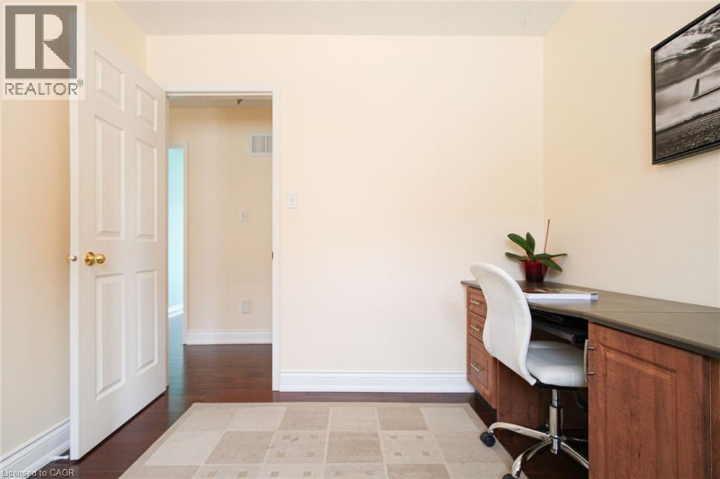 2216 Norfolk Drive, Oakville, Ontario  L6H 6H4 - Photo 41 - 40816317