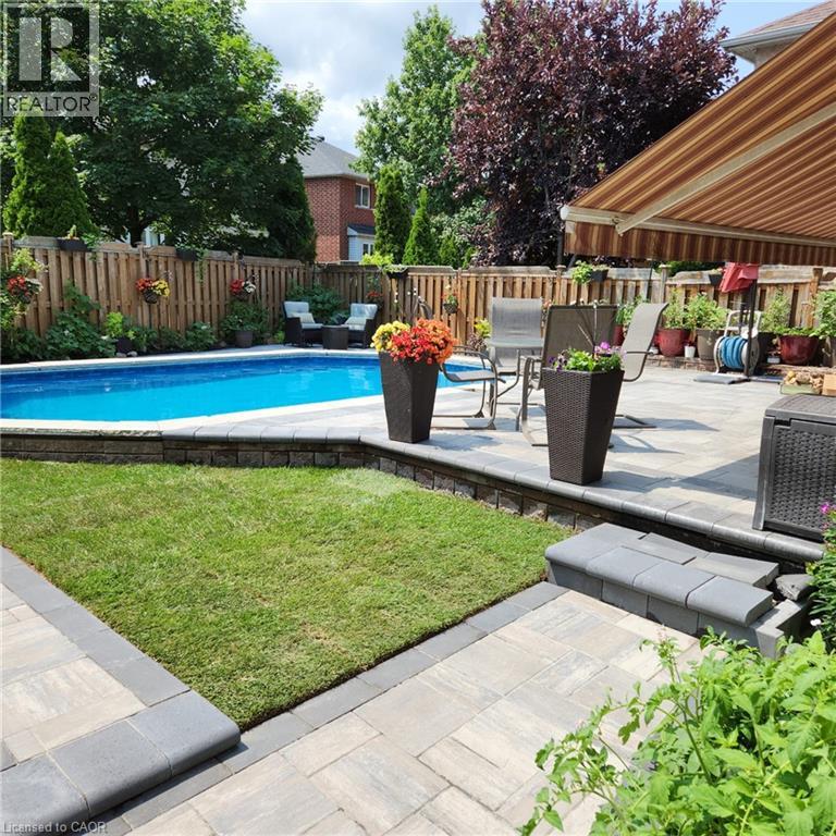 2216 Norfolk Drive, Oakville, Ontario  L6H 6H4 - Photo 46 - 40816317