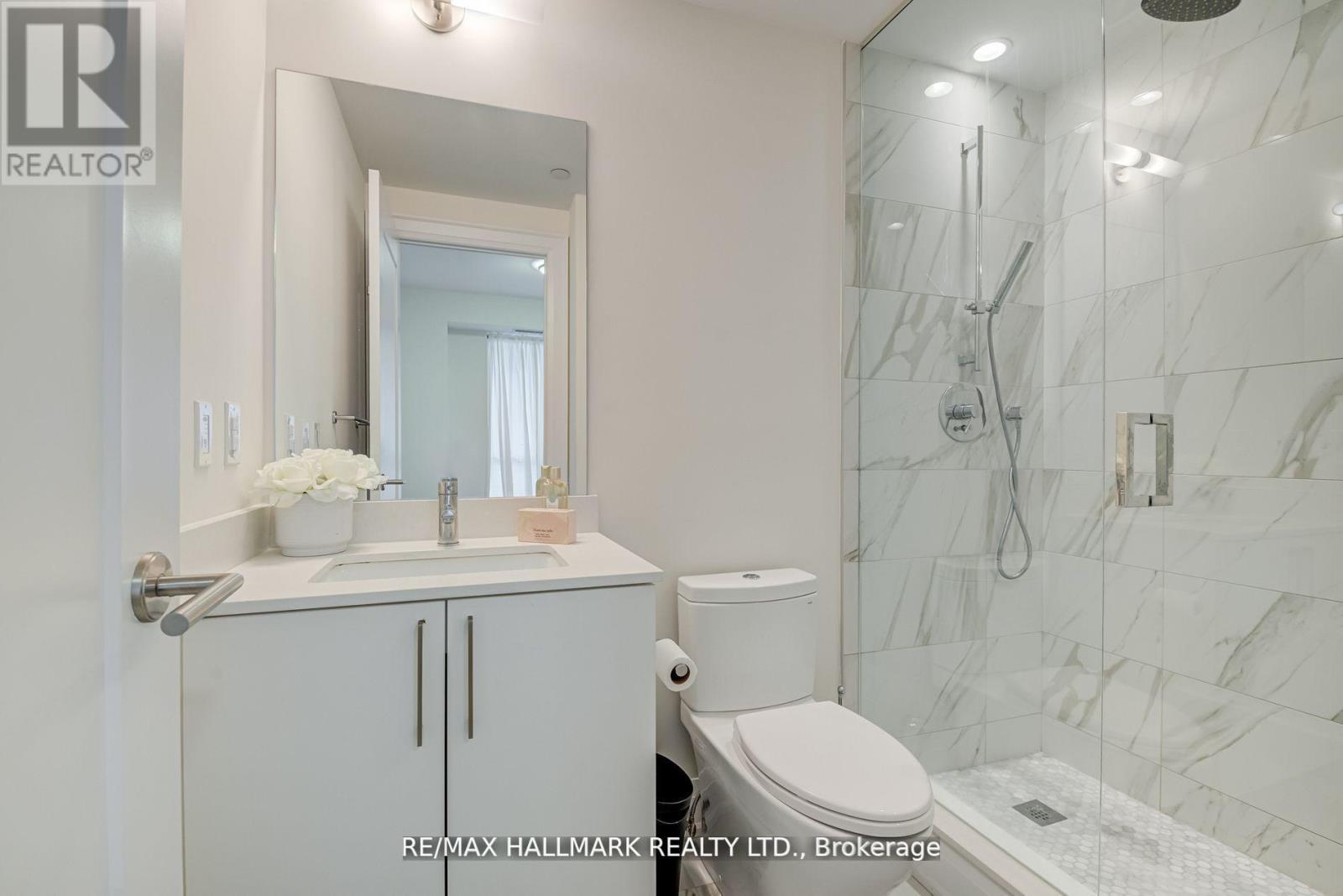 2001 - 88 Cumberland Street, Toronto, Ontario  M5R 1A3 - Photo 20 - C12764734