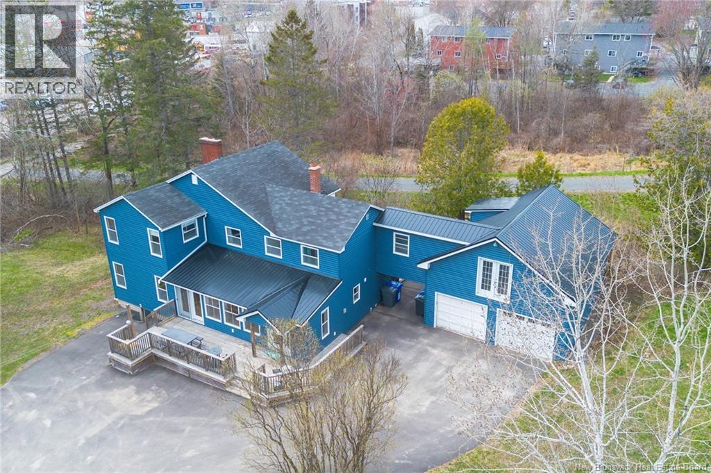 180 Preston Drive, Fredericton, New Brunswick  E3A 2L4 - Photo 2 - NB136414