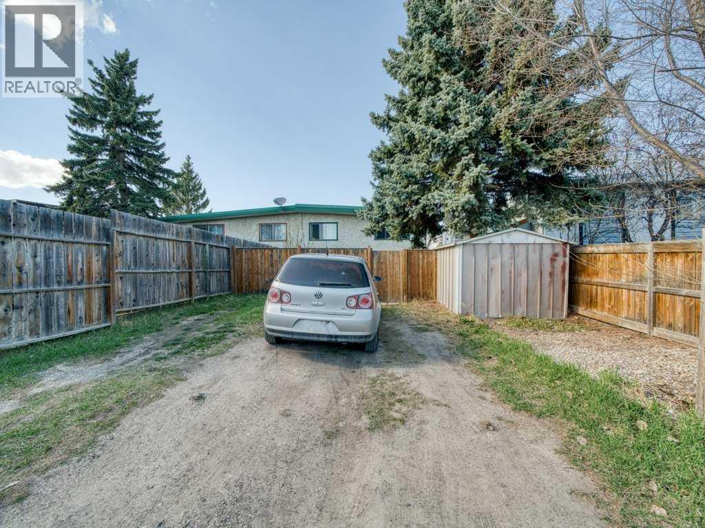 11759 Canfield Road SW, Calgary, Alberta  T2W 1J6 - Photo 25 - A2307595