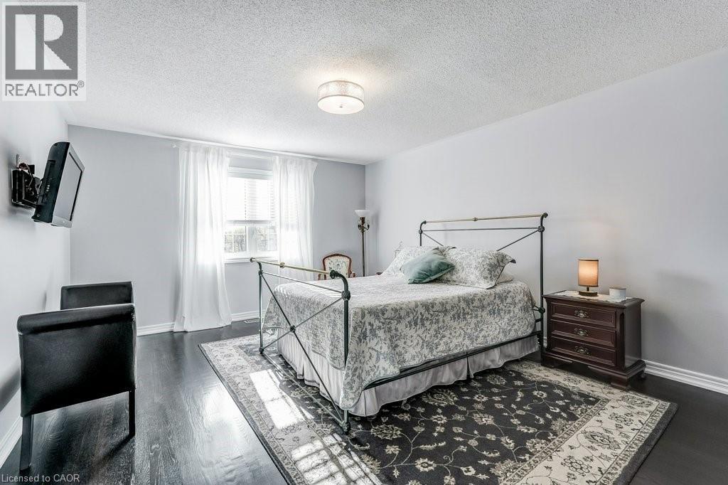 32 Crestbank Court, Vaughan, Ontario  L6A 0B2 - Photo 23 - 40824339