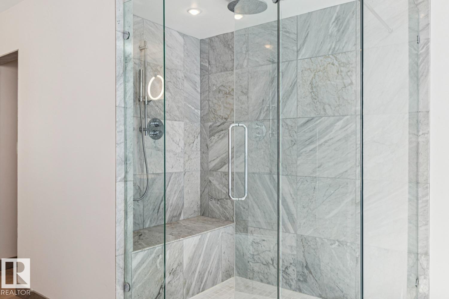 10065 90 Av NW, Edmonton, Alberta  T6E 4X2 - Photo 47 - E4483561