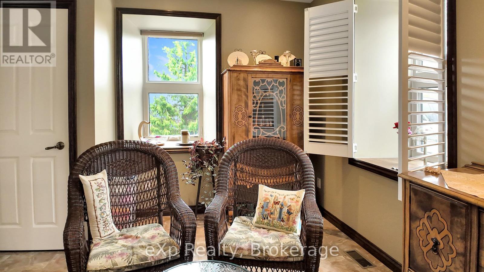372 Adam Street, West Grey, Ontario  N0G 2M0 - Photo 4 - X13079394