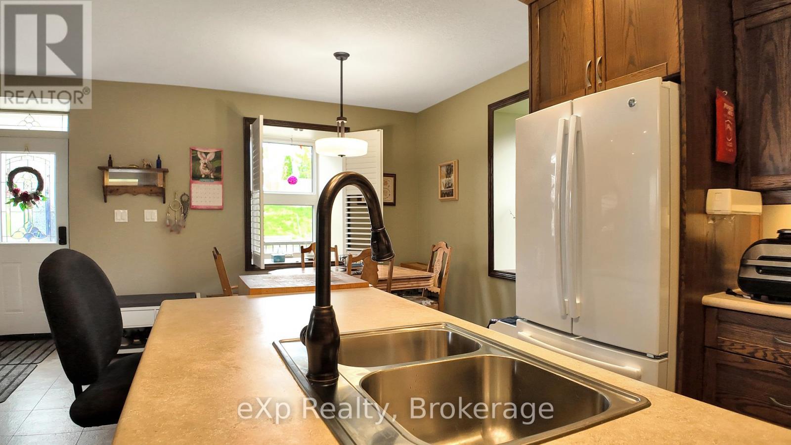 372 Adam Street, West Grey, Ontario  N0G 2M0 - Photo 6 - X13079394