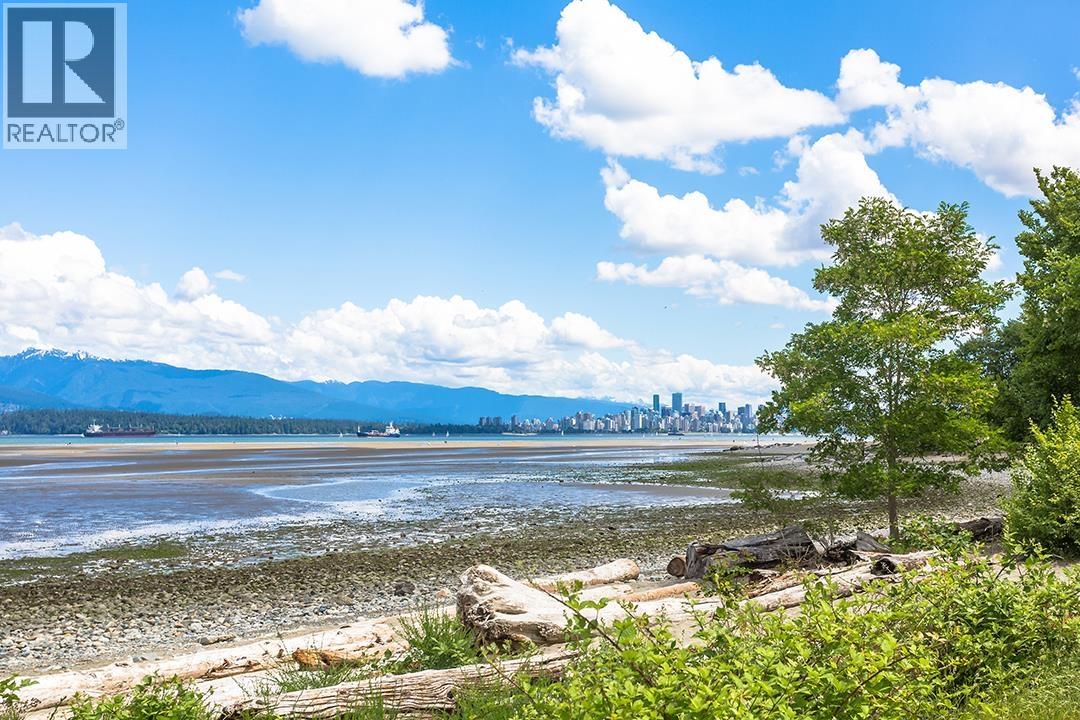 B 3546 Point Grey Road, Vancouver, British Columbia  V6R 1A8 - Photo 20 - R3118834