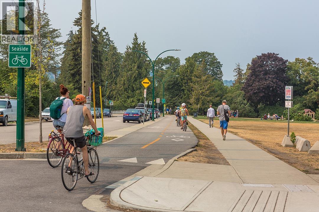 B 3546 Point Grey Road, Vancouver, British Columbia  V6R 1A8 - Photo 22 - R3118834