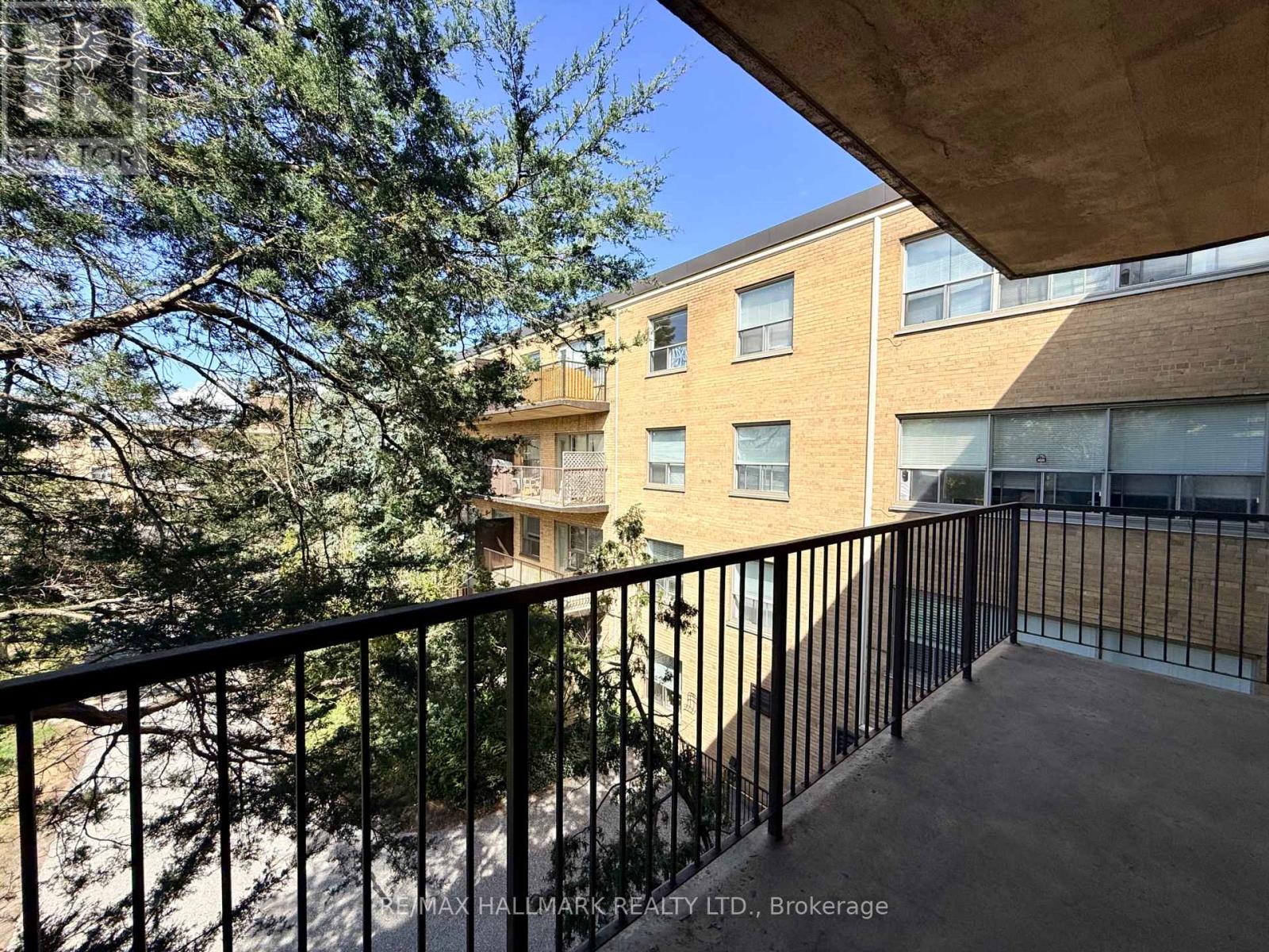 301 - 30 Upper Canada Drive, Toronto, Ontario  M2P 1S1 - Photo 12 - C13079446