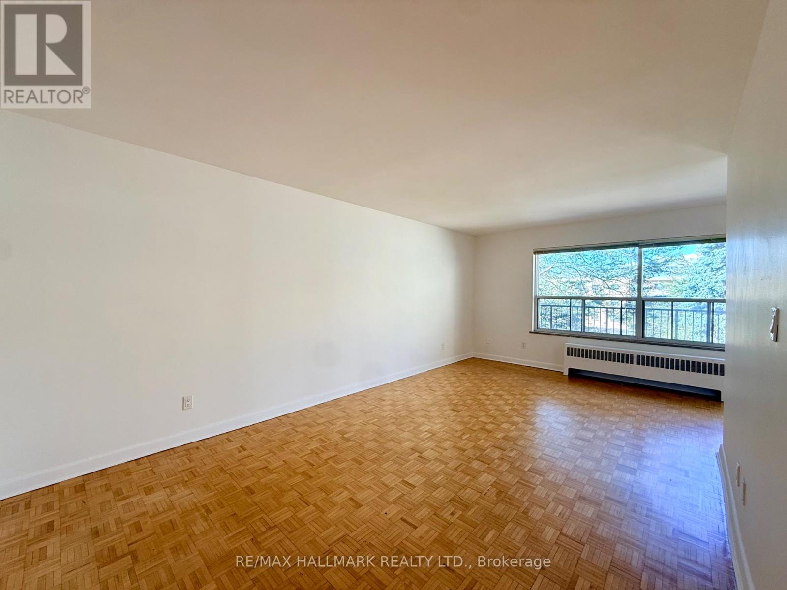 301 - 30 Upper Canada Drive, Toronto, Ontario  M2P 1S1 - Photo 3 - C13079446