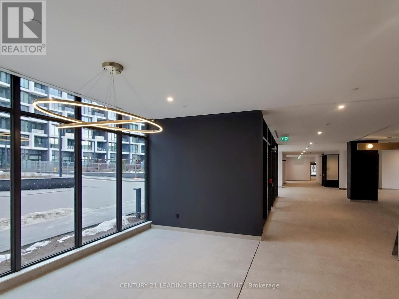 2011 - 5 Quarrington Lane, Toronto, Ontario  M3C 0S5 - Photo 3 - C13079476