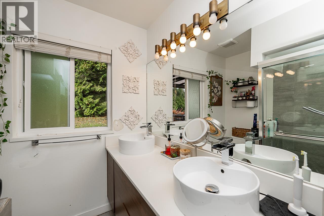 4377 Mountain Highway, North Vancouver, British Columbia  V7K 2K3 - Photo 15 - R3118822