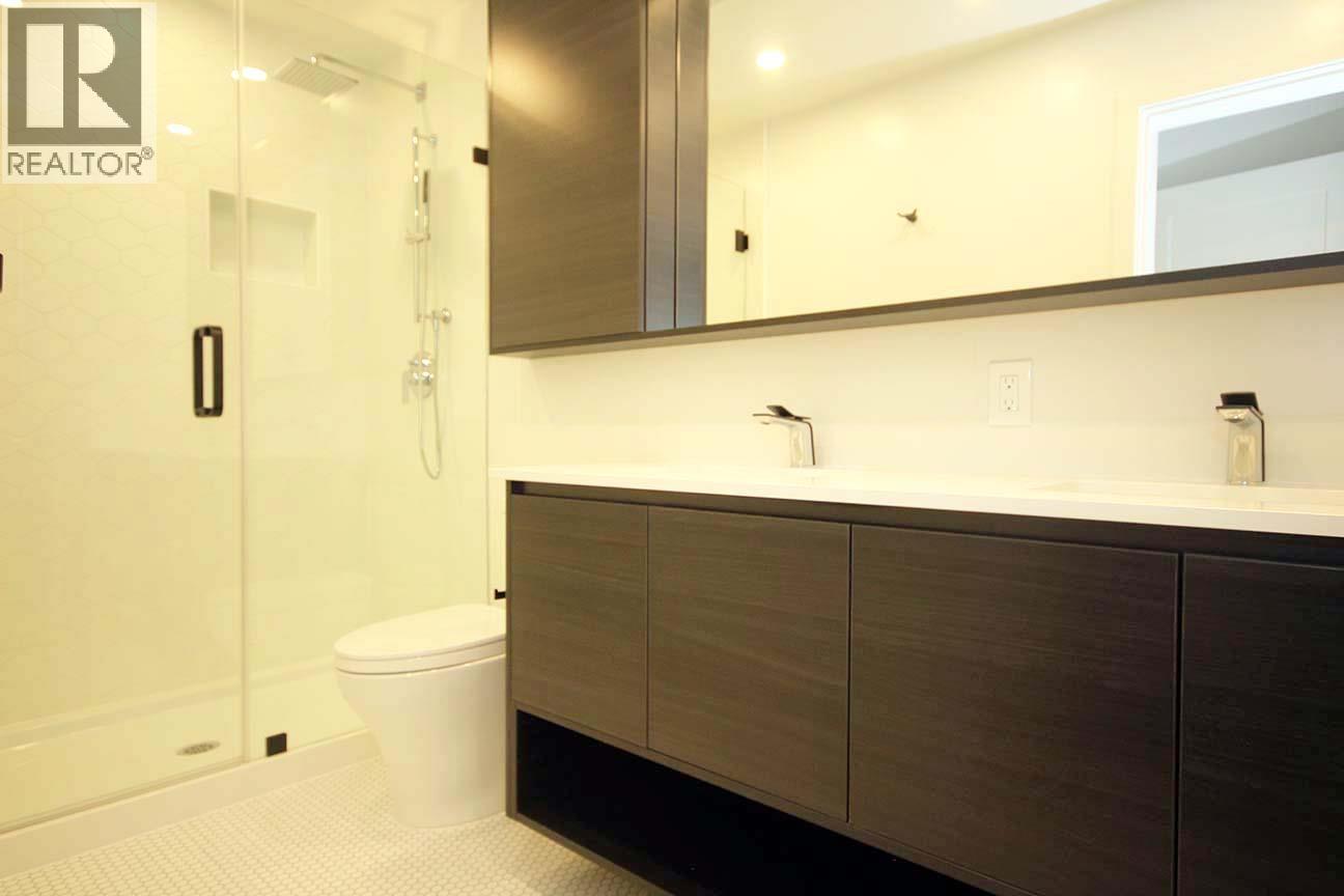 233 55 Klahanie Drive, Port Moody, British Columbia  V3H 0M9 - Photo 11 - R3118810