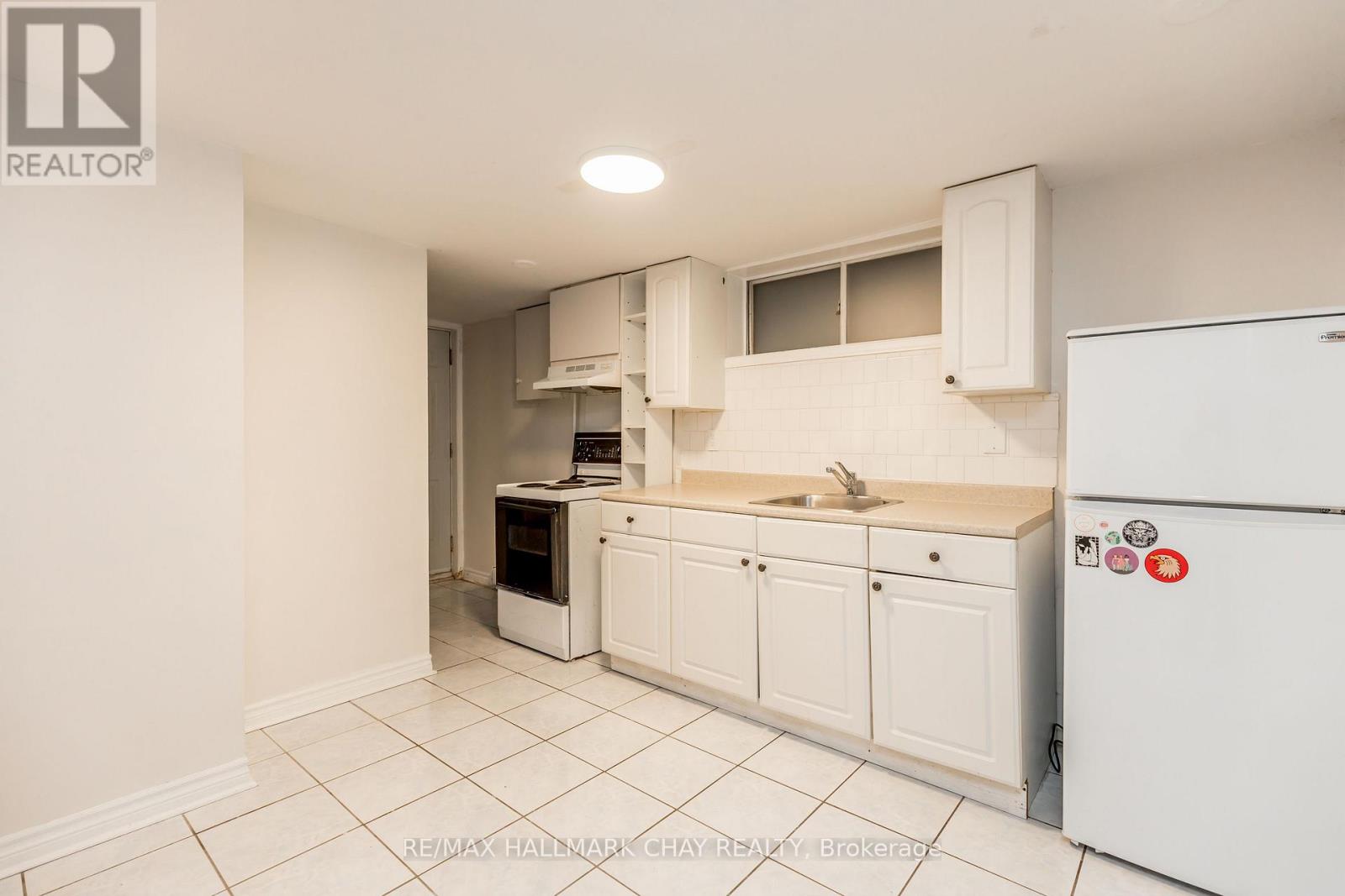 Lower - 80 Rushbrooke Avenue, Toronto, Ontario  M4M 3A9 - Photo 4 - E13079434