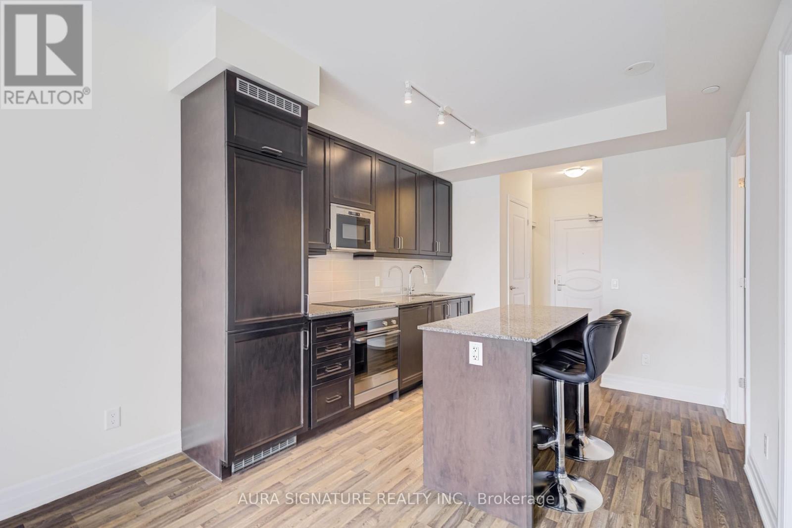 1607 - 9085 Jane Street, Vaughan, Ontario  L4K 0L8 - Photo 11 - N13076962