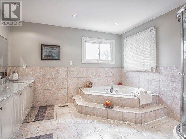 Upper - 414 Manhattan Drive, Markham, Ontario  L3P 7G8 - Photo 12 - N13079494