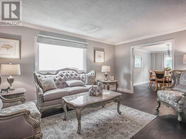 Upper - 414 Manhattan Drive, Markham, Ontario  L3P 7G8 - Photo 8 - N13079494