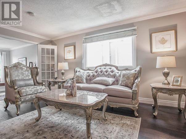 Upper - 414 Manhattan Drive, Markham, Ontario  L3P 7G8 - Photo 9 - N13079494
