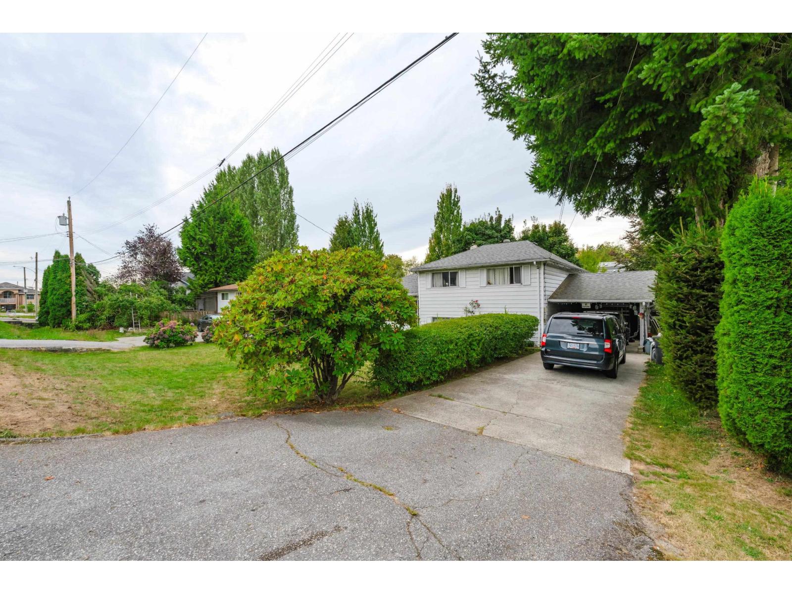 9253 137a Street, Surrey, British Columbia  V3V 5W8 - Photo 5 - R3052821
