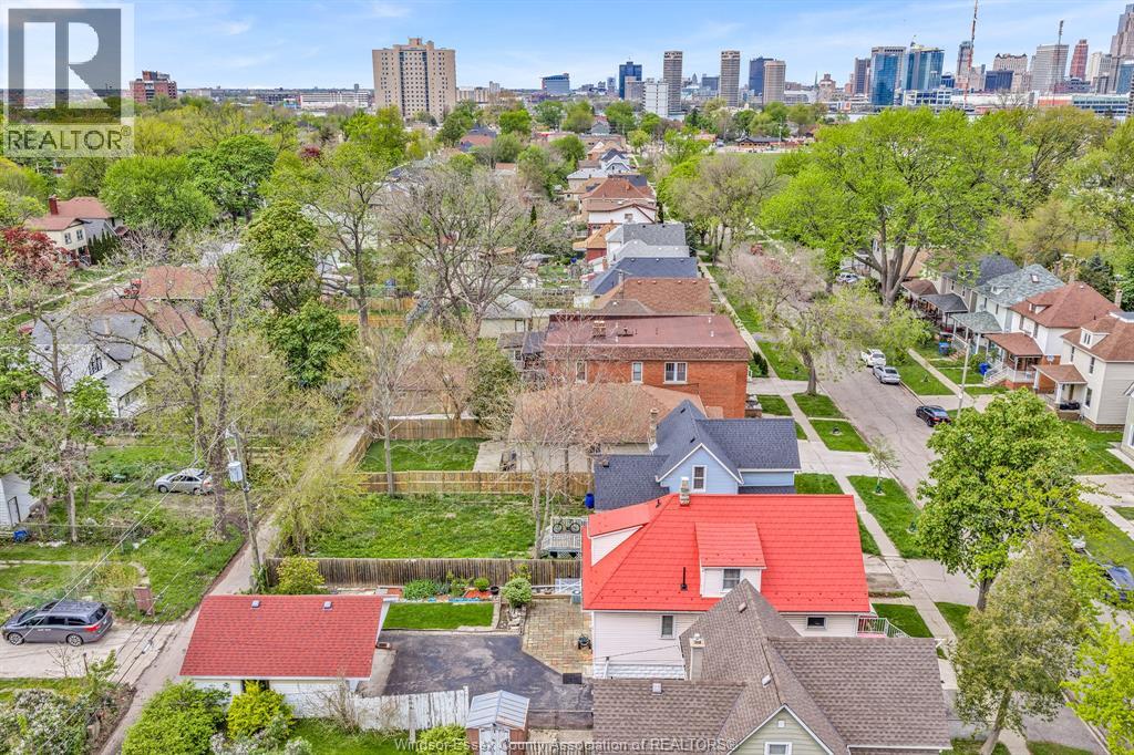 553 Oak Avenue, Windsor, Ontario  N9A 5E7 - Photo 39 - 26009947