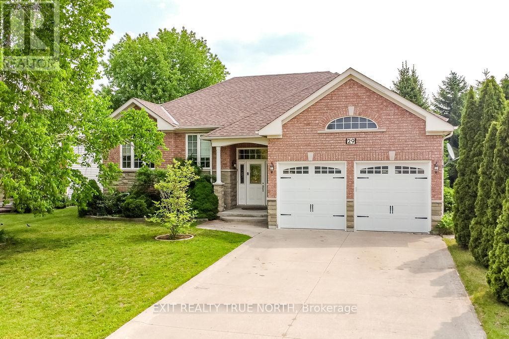 29 Old Hickory Lane, Wasaga Beach, Ontario  L9Z 3B1 - Photo 1 - S13079366