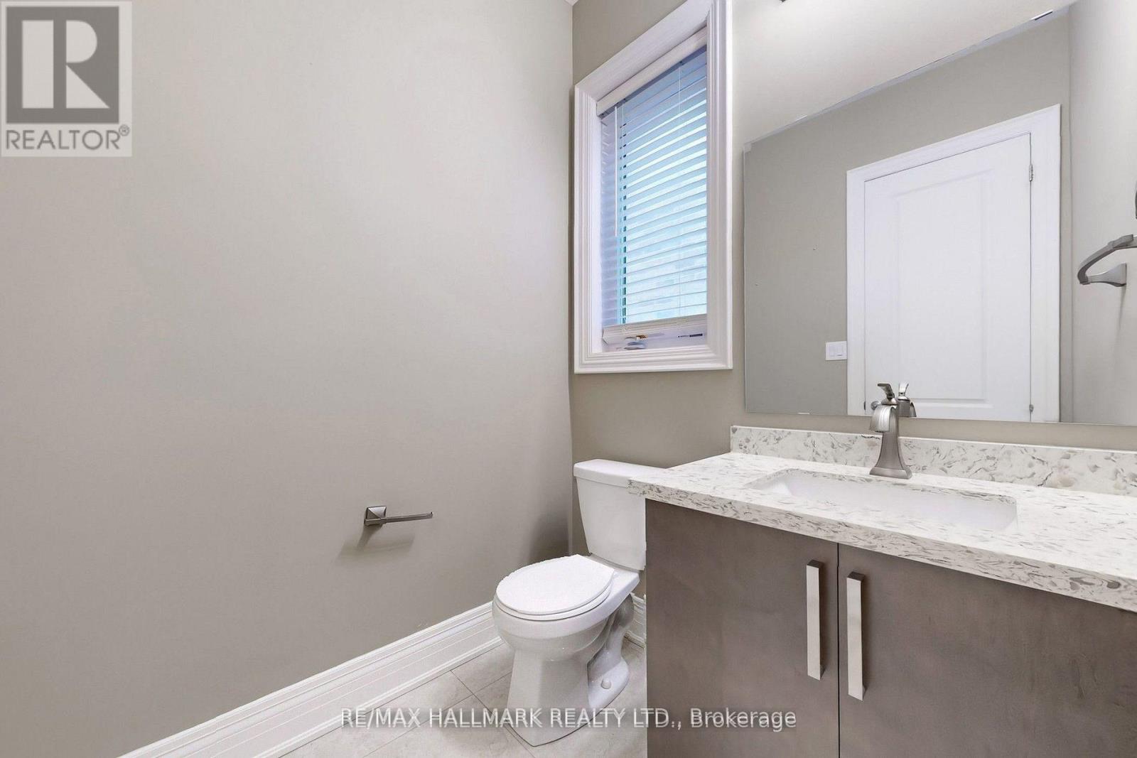 61 Mcisaac Drive, Springwater (Minesing), Ontario  L4M 4S4 - Photo 17 - S13079444