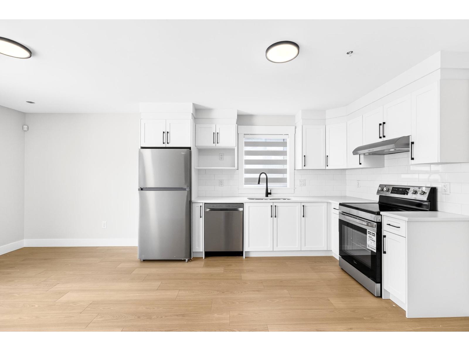 16723 25a Avenue, Surrey, British Columbia  V3Z 0B1 - Photo 11 - R3118484