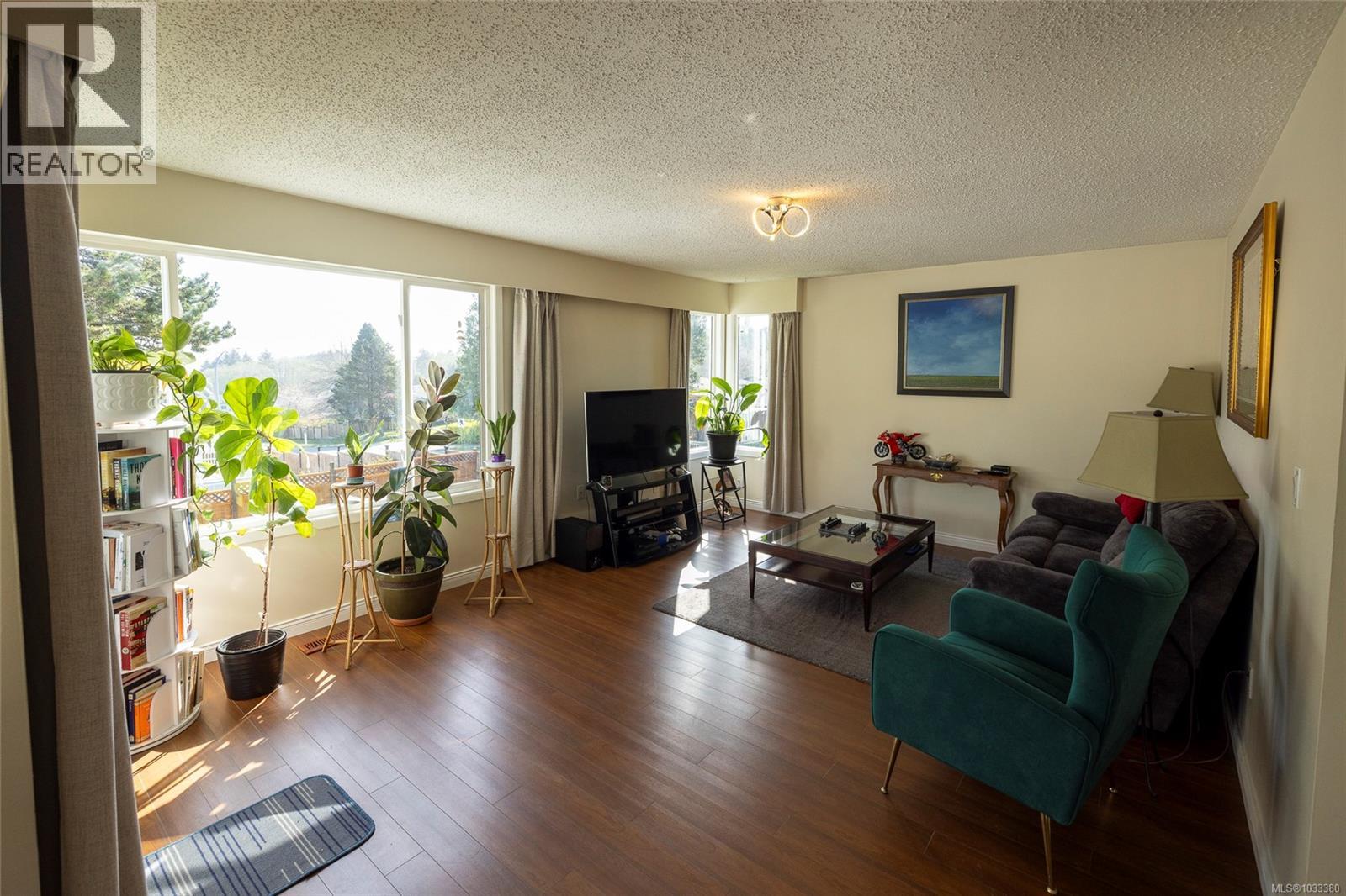 7705 Park Dr, Port Hardy, British Columbia  V0N 2P0 - Photo 11 - 1033380