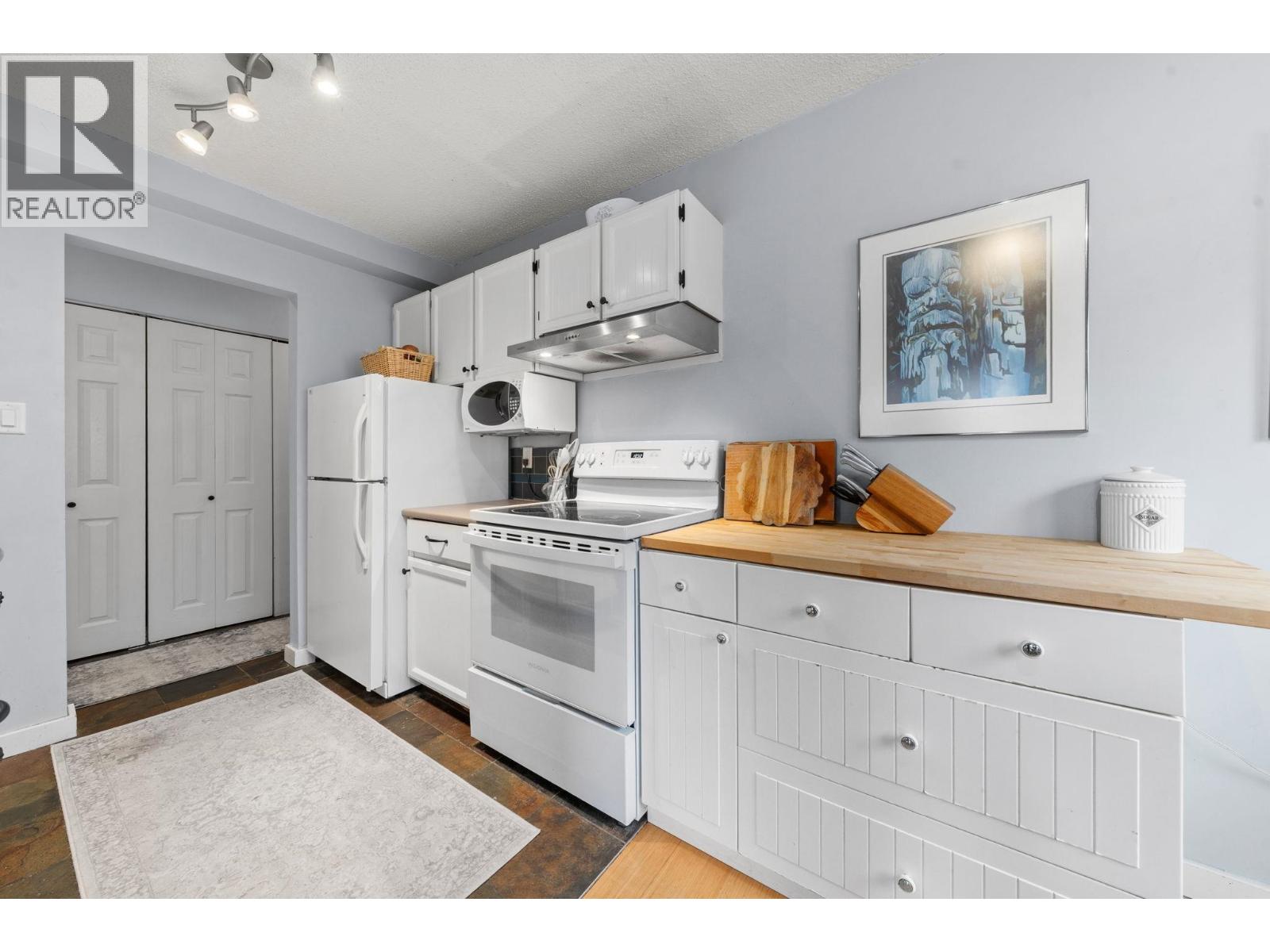 312 131 W 4th Street, North Vancouver, British Columbia  V7M 3C8 - Photo 10 - R3118844