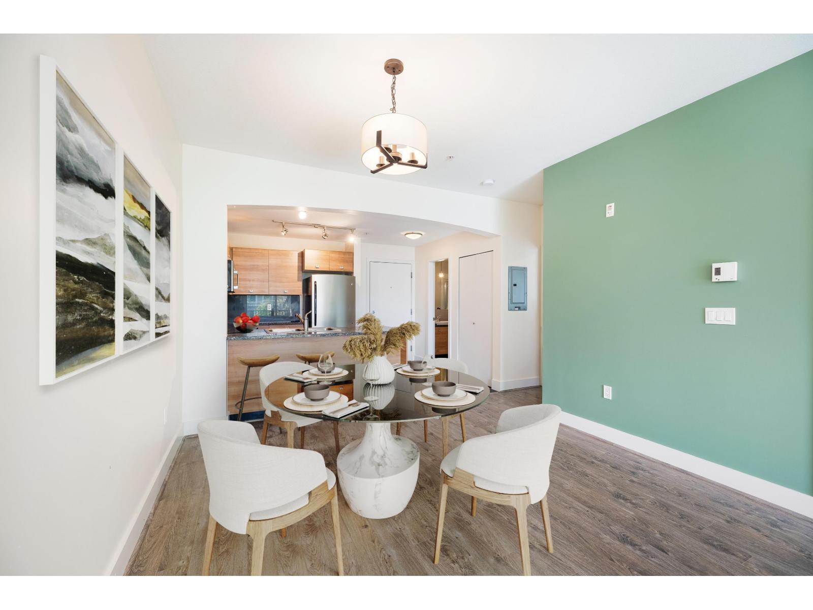 207 6688 120 Street, Surrey, British Columbia  V3W 1T8 - Photo 2 - R3118875