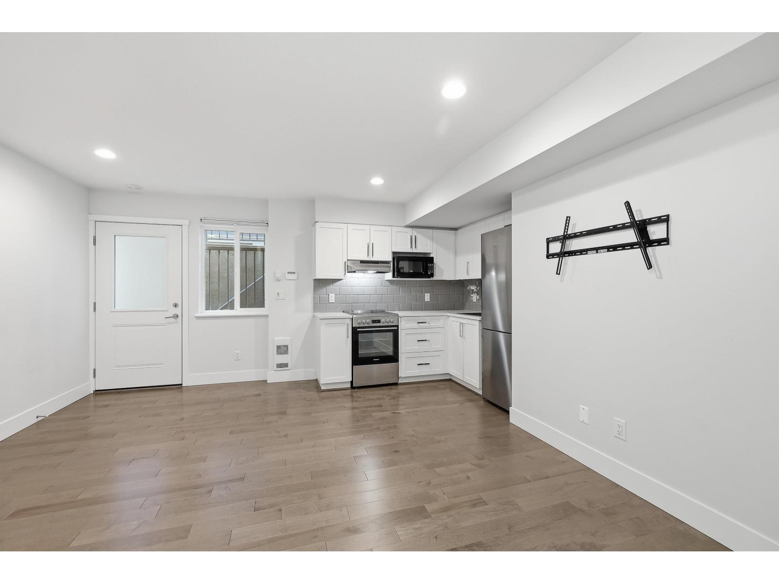 16791 17b Avenue, Surrey, British Columbia  V3Z 0T3 - Photo 25 - R3118748