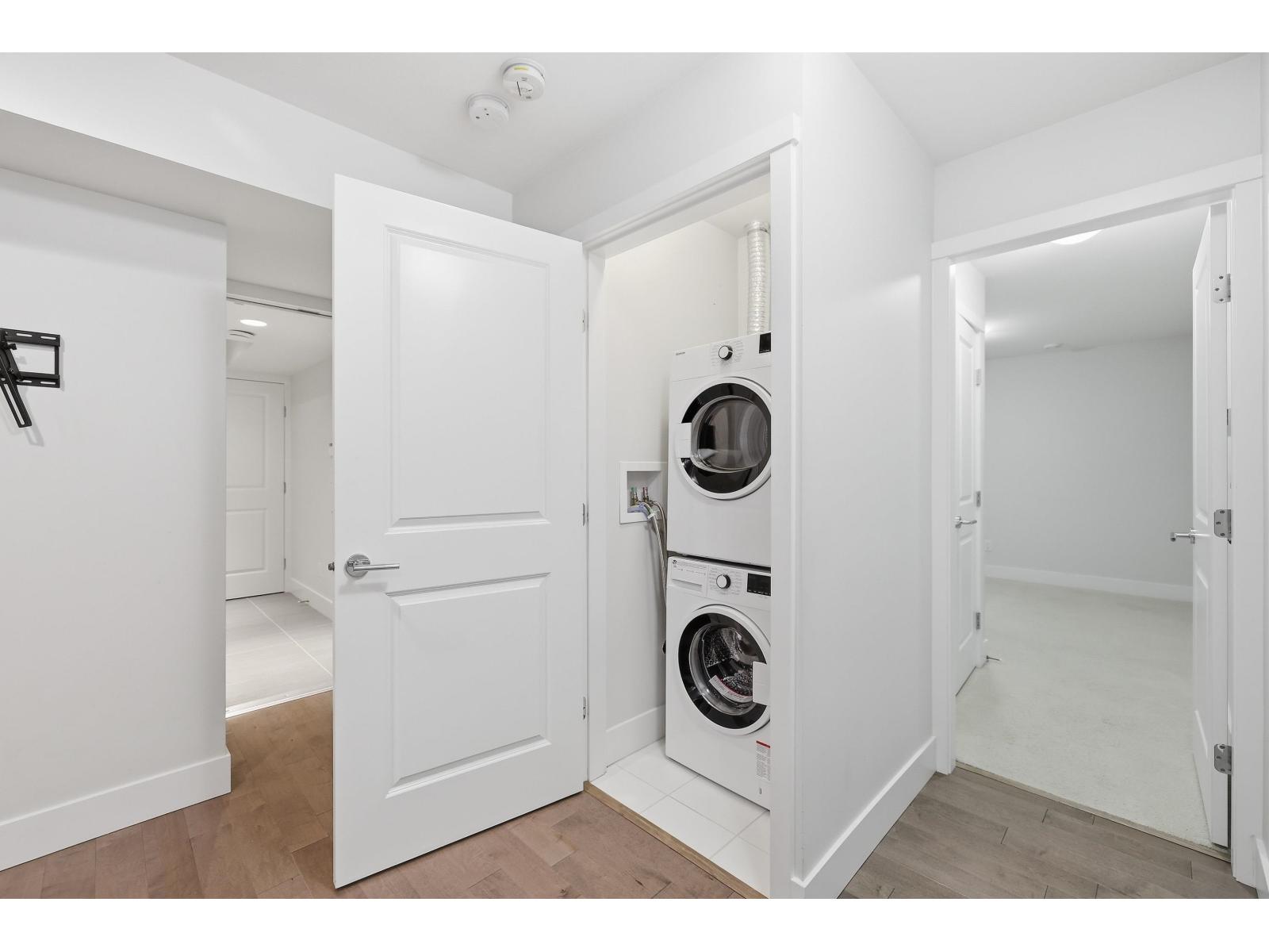 16791 17b Avenue, Surrey, British Columbia  V3Z 0T3 - Photo 24 - R3118748