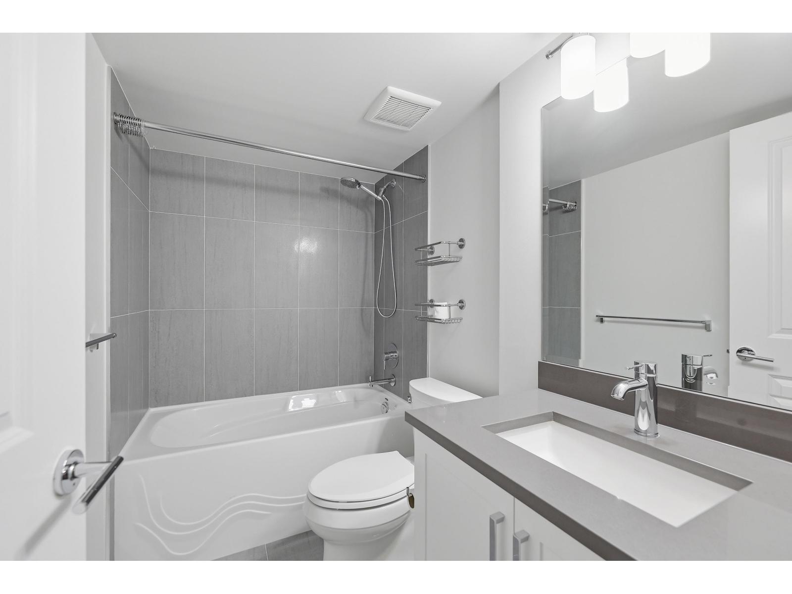 16791 17b Avenue, Surrey, British Columbia  V3Z 0T3 - Photo 22 - R3118748