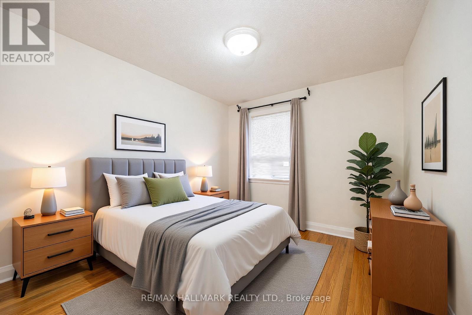 401 Ridelle Avenue, Toronto, Ontario  M6B 1K3 - Photo 10 - W13079344