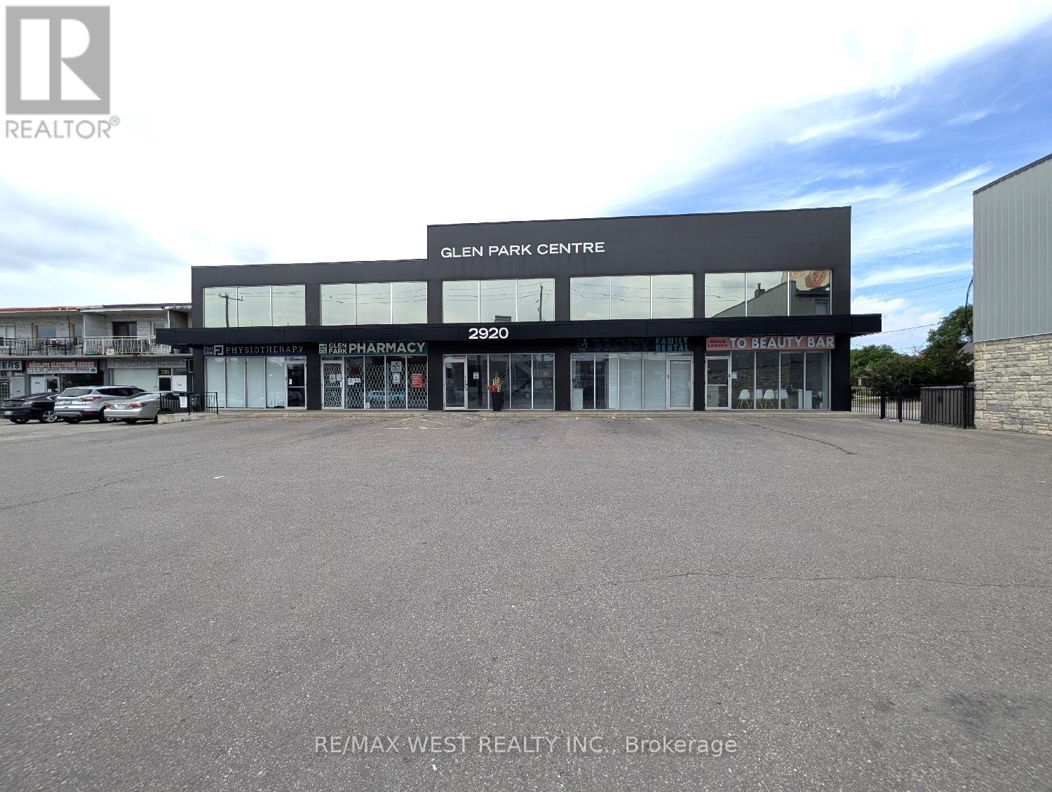 Ll1 - 2920 Dufferin Street, Toronto, Ontario  M6B 3S8 - Photo 3 - W13079348