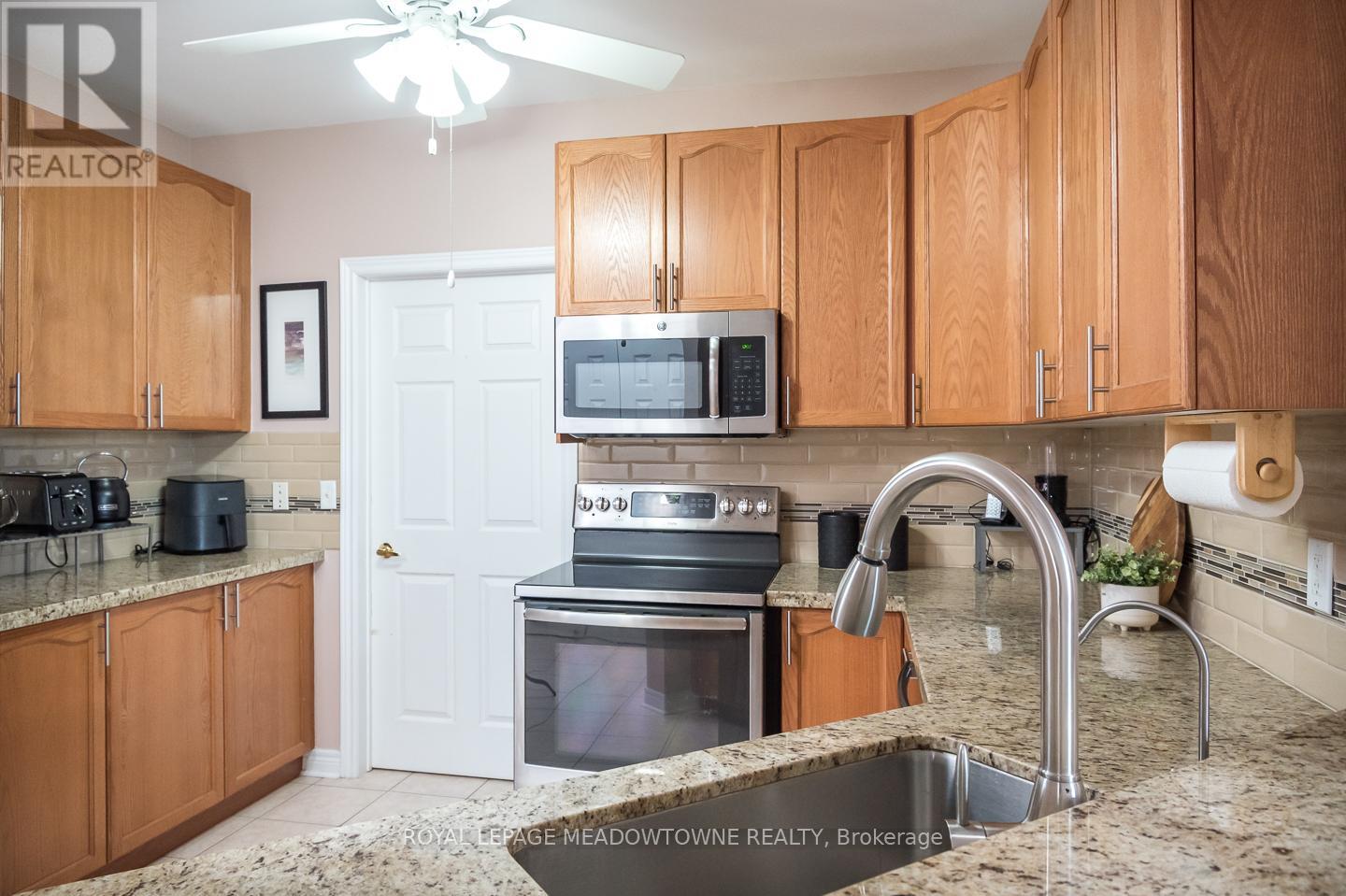 408 - 443 Centennial Forest Drive, Milton, Ontario  L9T 6A1 - Photo 10 - W13079370