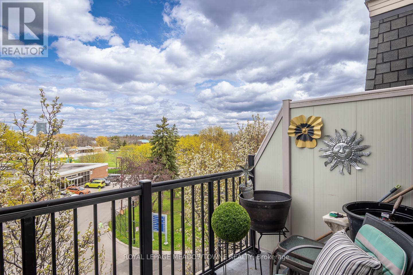 408 - 443 Centennial Forest Drive, Milton, Ontario  L9T 6A1 - Photo 4 - W13079370