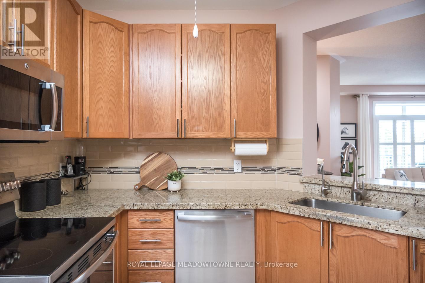 408 - 443 Centennial Forest Drive, Milton, Ontario  L9T 6A1 - Photo 8 - W13079370