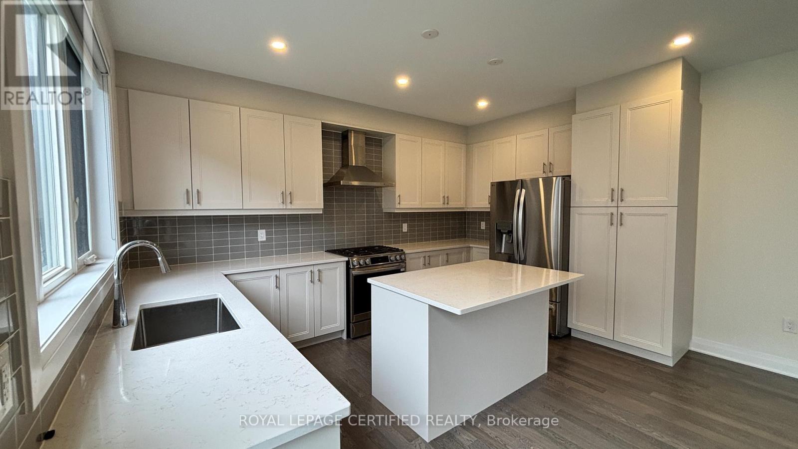 3281 Mariner Pass, Oakville, Ontario  L6M 4K1 - Photo 8 - W13079384