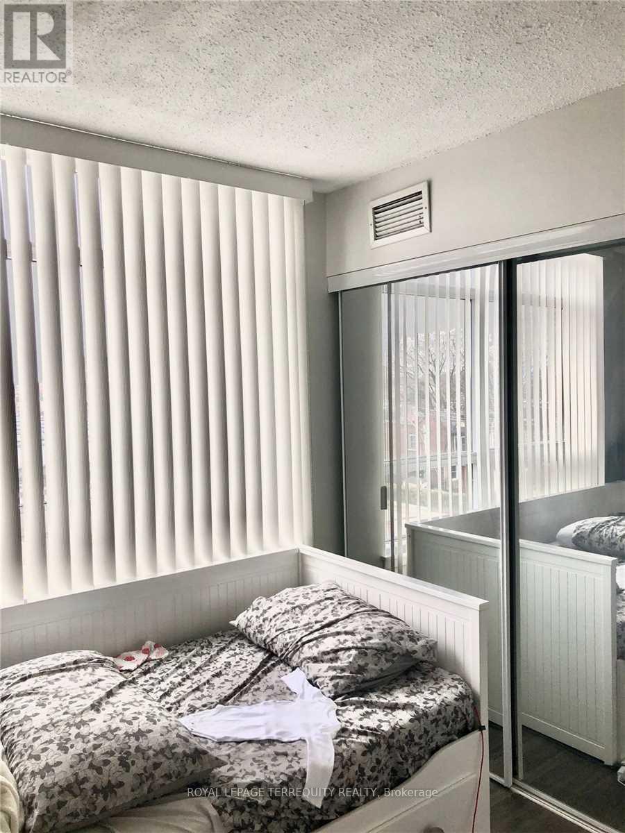 305 - 812 Lansdowne Avenue, Toronto, Ontario  M6H 4K5 - Photo 10 - W13079386