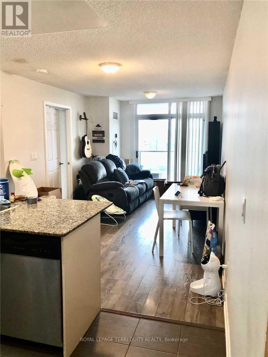 305 - 812 Lansdowne Avenue, Toronto, Ontario  M6H 4K5 - Photo 4 - W13079386