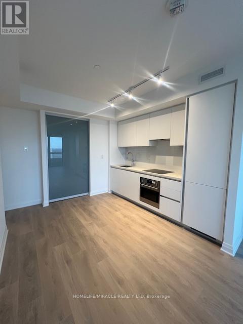 4801 - 4015 The Exchange, Mississauga, Ontario  L5B 0N9 - Photo 8 - W13079414