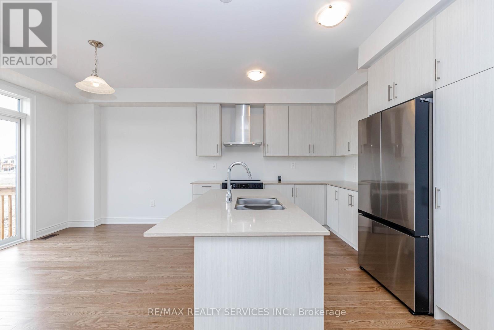 66 Circleview Crescent, Brampton, Ontario  L6Y 6M3 - Photo 12 - W13079436