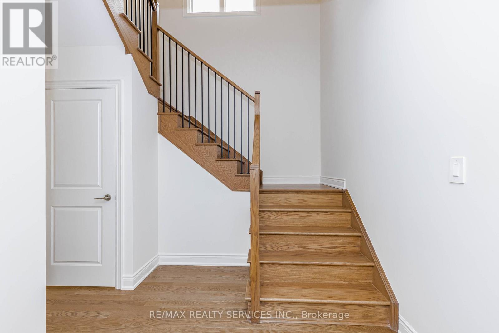 66 Circleview Crescent, Brampton, Ontario  L6Y 6M3 - Photo 15 - W13079436