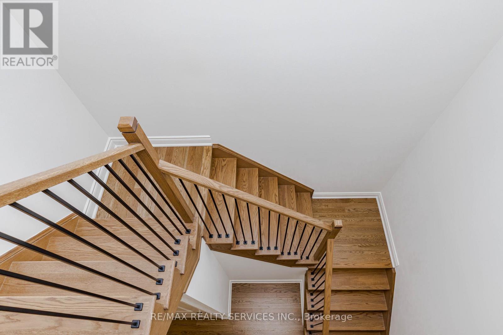 66 Circleview Crescent, Brampton, Ontario  L6Y 6M3 - Photo 16 - W13079436