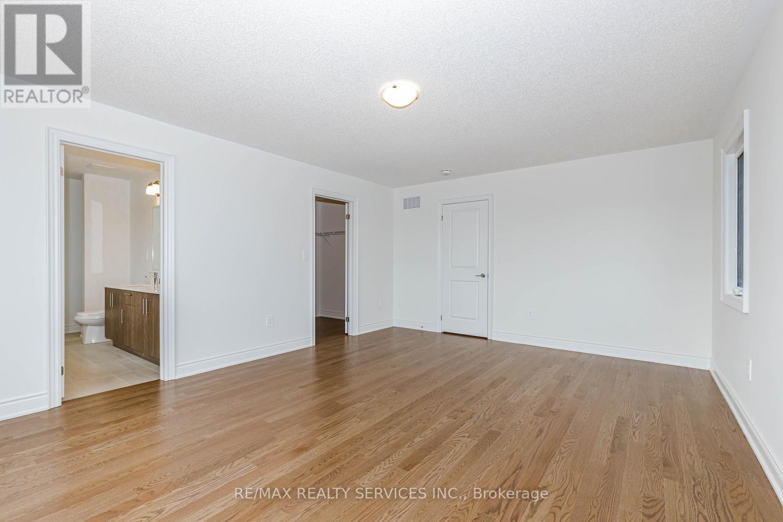 66 Circleview Crescent, Brampton, Ontario  L6Y 6M3 - Photo 18 - W13079436