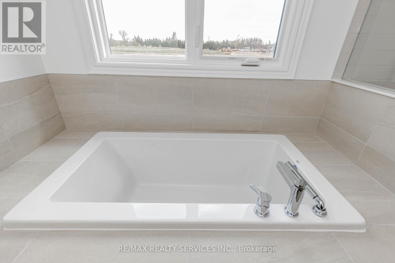 66 Circleview Crescent, Brampton, Ontario  L6Y 6M3 - Photo 22 - W13079436