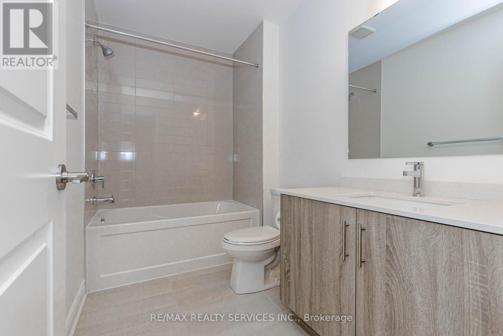 66 Circleview Crescent, Brampton, Ontario  L6Y 6M3 - Photo 26 - W13079436