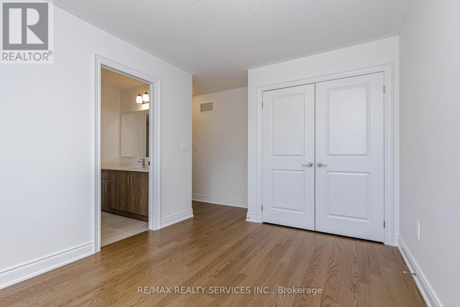 66 Circleview Crescent, Brampton, Ontario  L6Y 6M3 - Photo 28 - W13079436