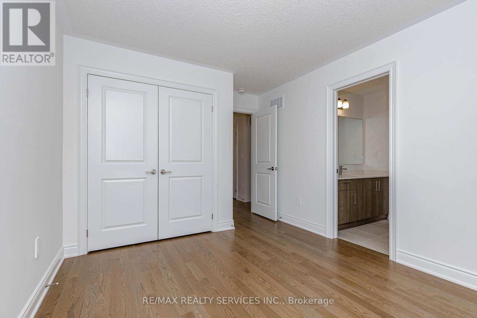 66 Circleview Crescent, Brampton, Ontario  L6Y 6M3 - Photo 33 - W13079436